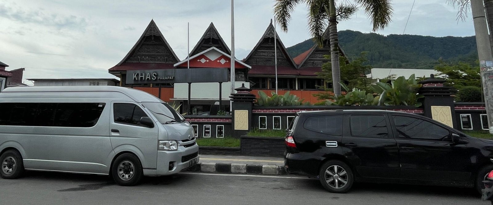 Anak Usaha BUMN ! Managemen Khas Parapat Hotel, Disinyalir Lakukaan Praktik Eksploitasi Buruh dan Diskriminasi