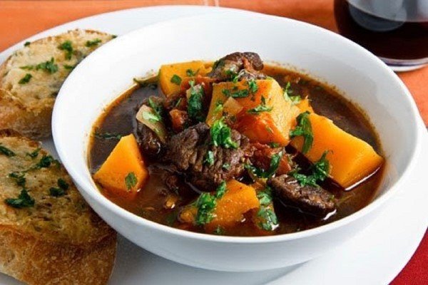 Resep dan Cara Membuat Semur Daging Sapi yang Enak dan Empuk