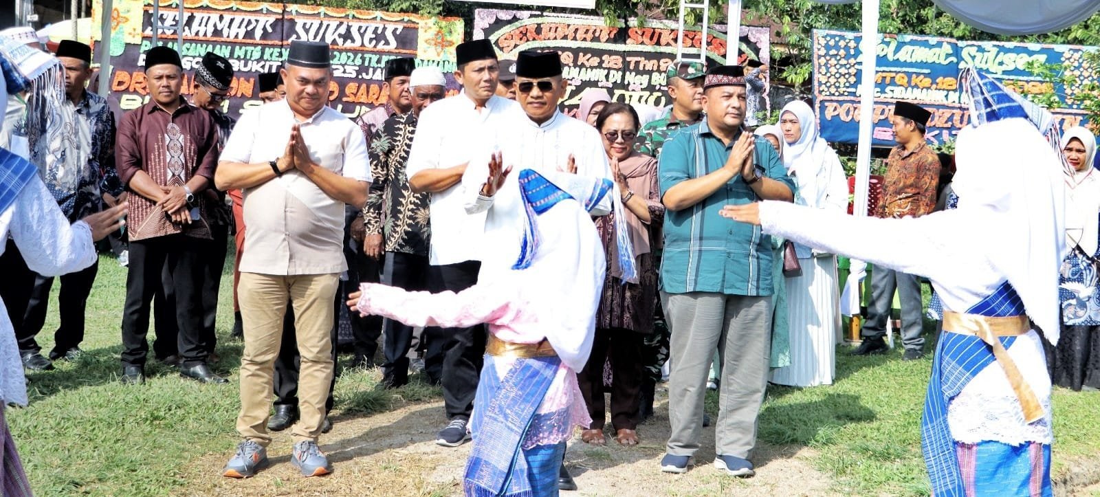 Buka MTQN Ke-18 Tingkat Kecamatan Sidamanik Tahun 2026, Bupati Simalungun: Berbahagialah Orang Tua Yang Anaknya Hafiz Qur'an