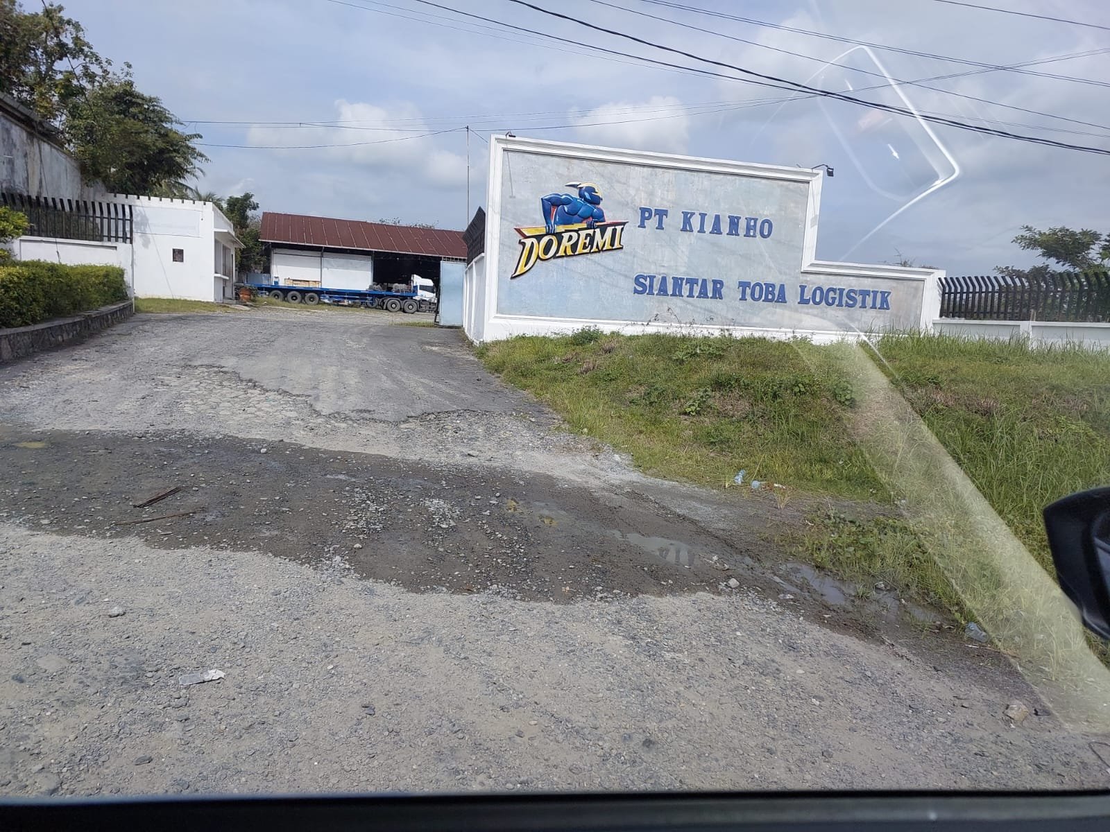 Diduga PHK Sepihak, PT Kianho Siantar Toba Logistik Abaikan Hak Pekerja Yang Telah Mengabdi 30 Tahun