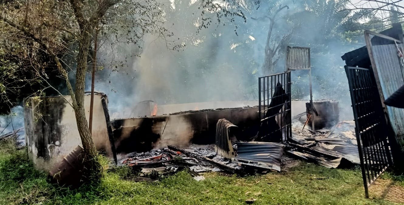 Pemkab Simalungun Salurkan Bantuan Kepada Korban Bencana Kebakaran di Kecamatan Dolok Batu Nanggar