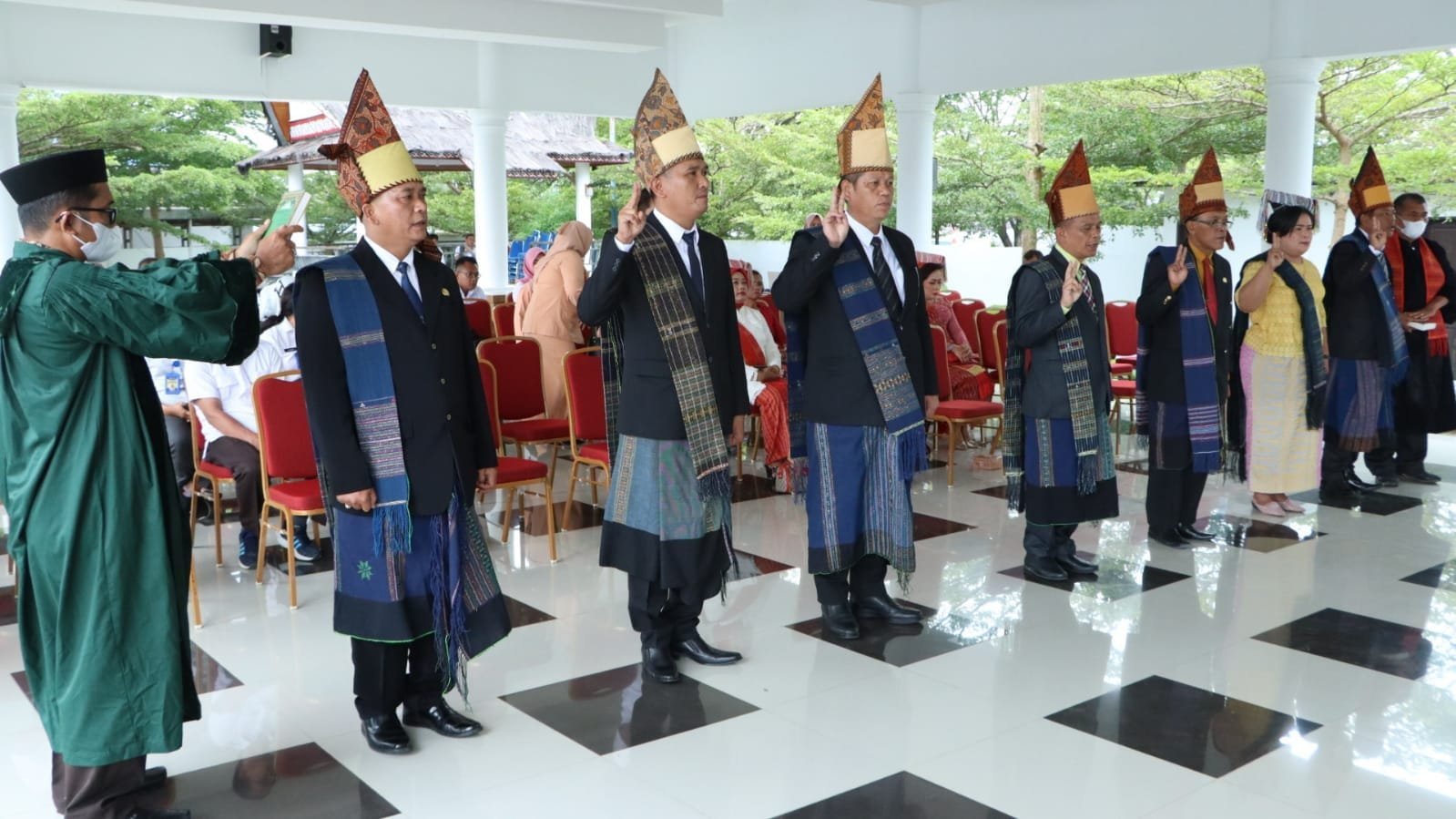 Bupati Simalungun Lantik 7 ASN Jabatan Pimpinan Tinggi Pratama dan Administrator