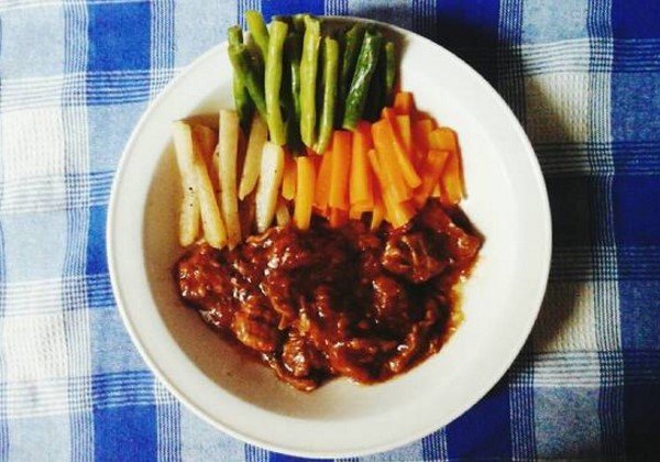 Resep dan Cara Membuat Bistik Daging Sapi Sederhana Khas Jawa