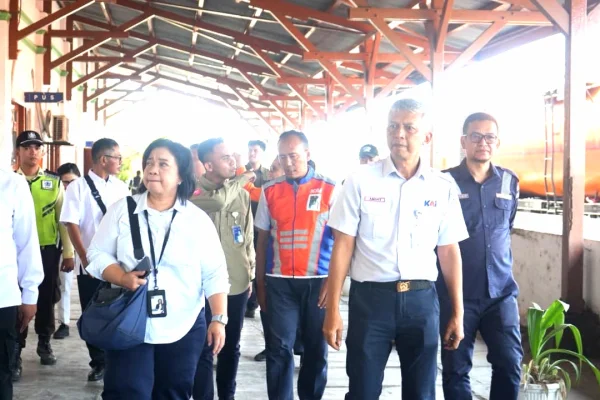 Stasiun Belawan Dipacu Jadi Gerbang Logistik Sumut, KAI Catat Angkutan CPO 27.460 Ton dan Peti Kemas 18.636 TEUs hingga Agustus 2026