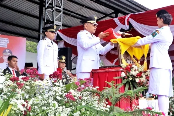 Upacara HUT Ke-81 RI di Simalungun Khidmat, Ribuan Warga Hadir Langsung