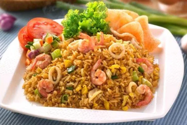 Resep dan Cara Membuat Nasi Goreng Seafood Sederhana Spesial Pedas