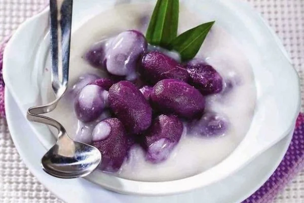 Resep dan Cara Membuat Kolak Biji Salak Ubi Ungu Nan Cantik Menggugah Selera