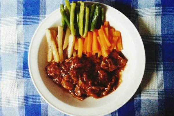 Resep dan Cara Membuat Bistik Daging Sapi Sederhana Khas Jawa