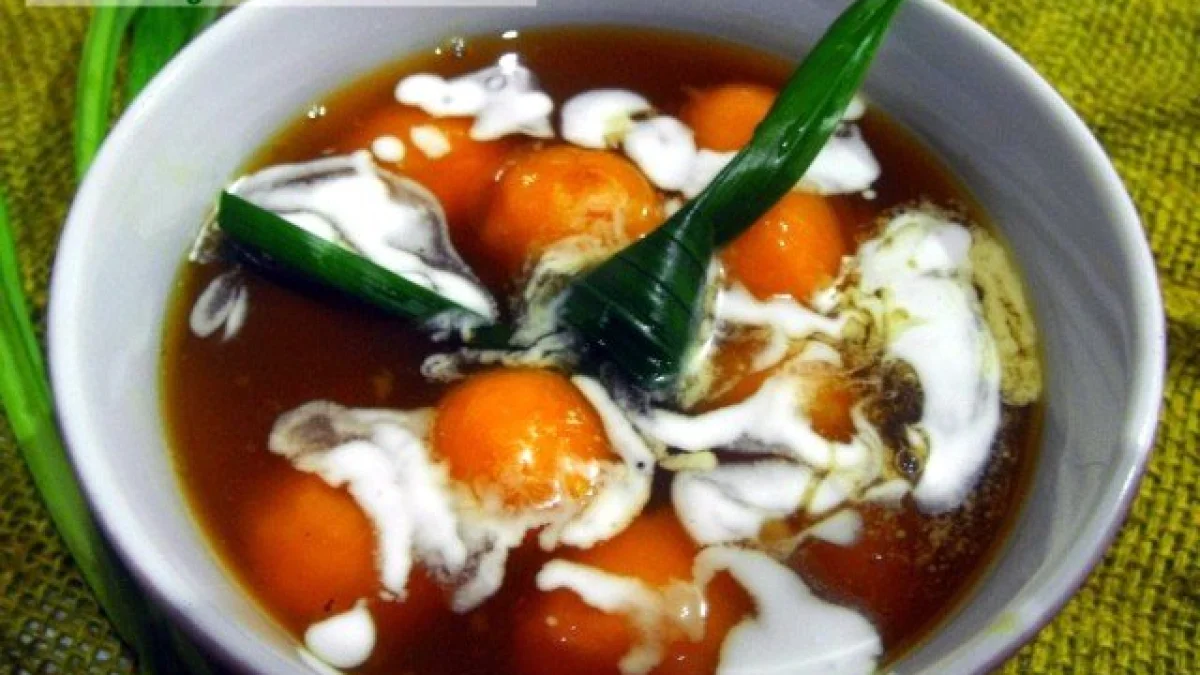 Resep Kolak Biji Salak Spesial Aroma Pandan Ala Qudapan
