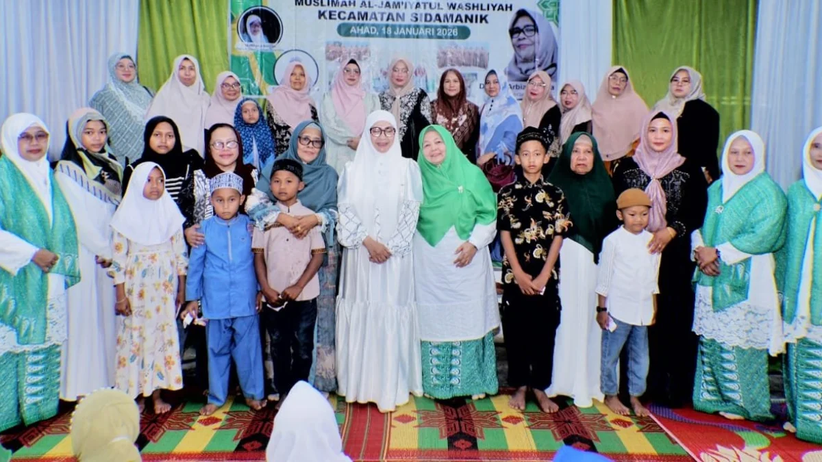 Hadiri Pengajian Akbar Muslimat Al Washliyah Manik Maraja, Ketua TP PKK Kabupaten Simalungun: Teruslah Menjadi Mitra Pemerintah Dalam Membina Umat