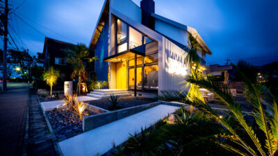 Minum Bir Sepuasnya di Villa & Barrel Lounge