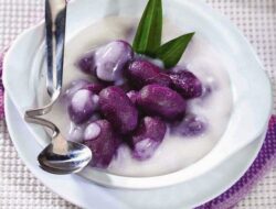 Resep dan Cara Membuat Kolak Biji Salak Ubi Ungu Nan Cantik Menggugah Selera