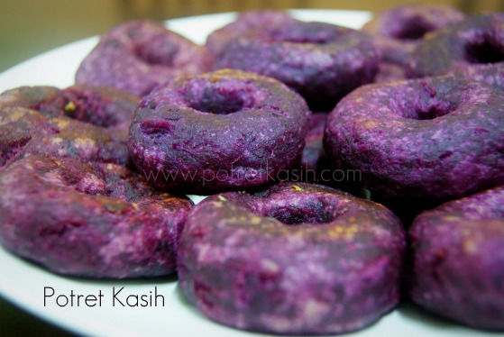 Resep dan Cara Membuat Donat Ubi Ungu Nan Cantik Menggugah Selera
