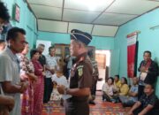 Kajari Samosir Kunjungi Keluarga Korban Tenggelam di Perairan Danau Toba