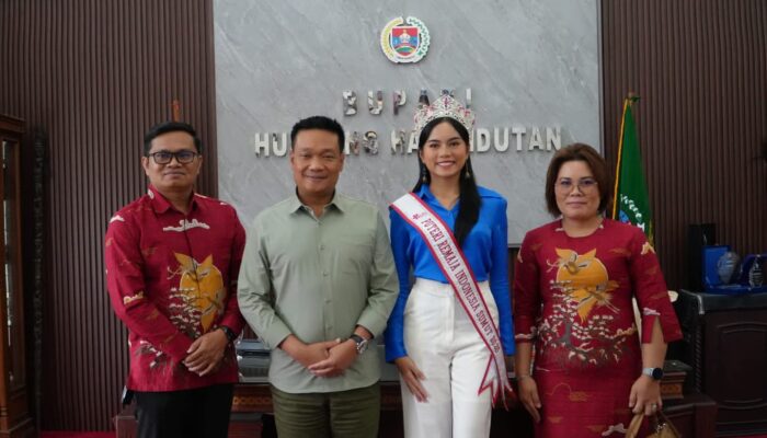 Putri Remaja Sumut 2025 Mohon Doa Restu Bupati Humbahas