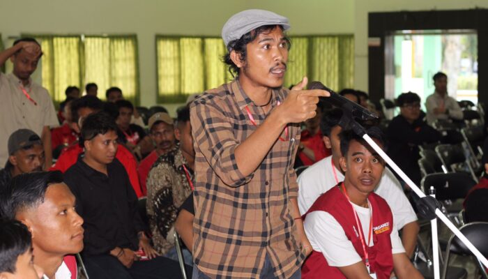 Pergulatan Indonesia Melawan Politik Melupakan