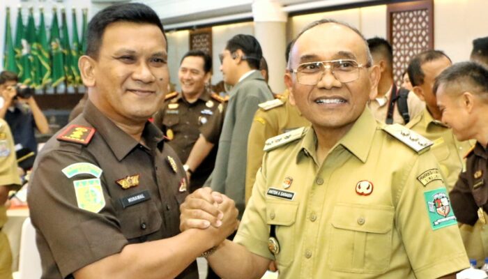 Bupati Simalungun Tantatangani MoU Terkait Penguatan Integritas Pelaksanaan Pidana Kerja Sosial Bagi Pelaku Tipiring