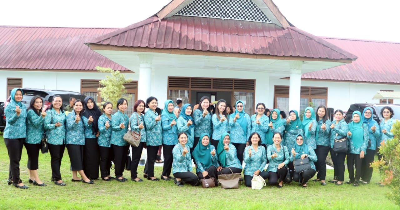 Raker dan Evaluasi Kegiatan TP PKK Simalungun: Sinergi, Kolaborasi, dan Komunikasi Lanjutkan 10 Program PKK