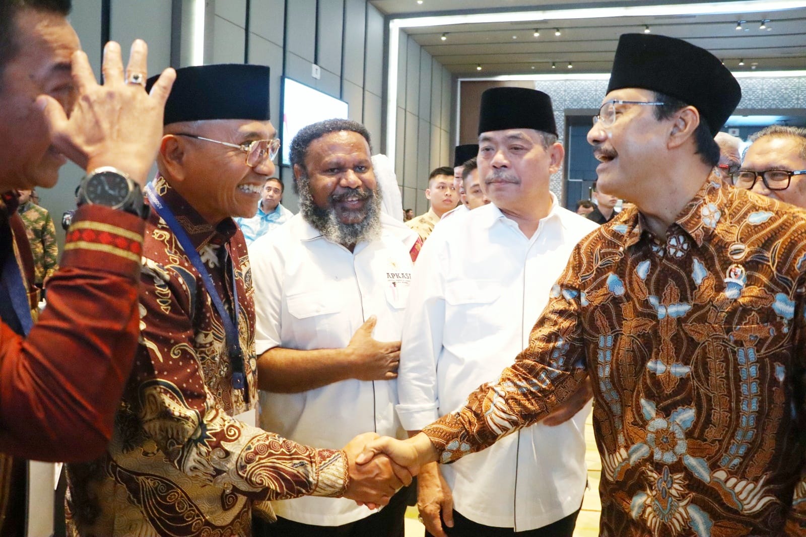 Bupati Simalungun Ikuti Penutupan Rakernas XVII APKASI Tahun 2026