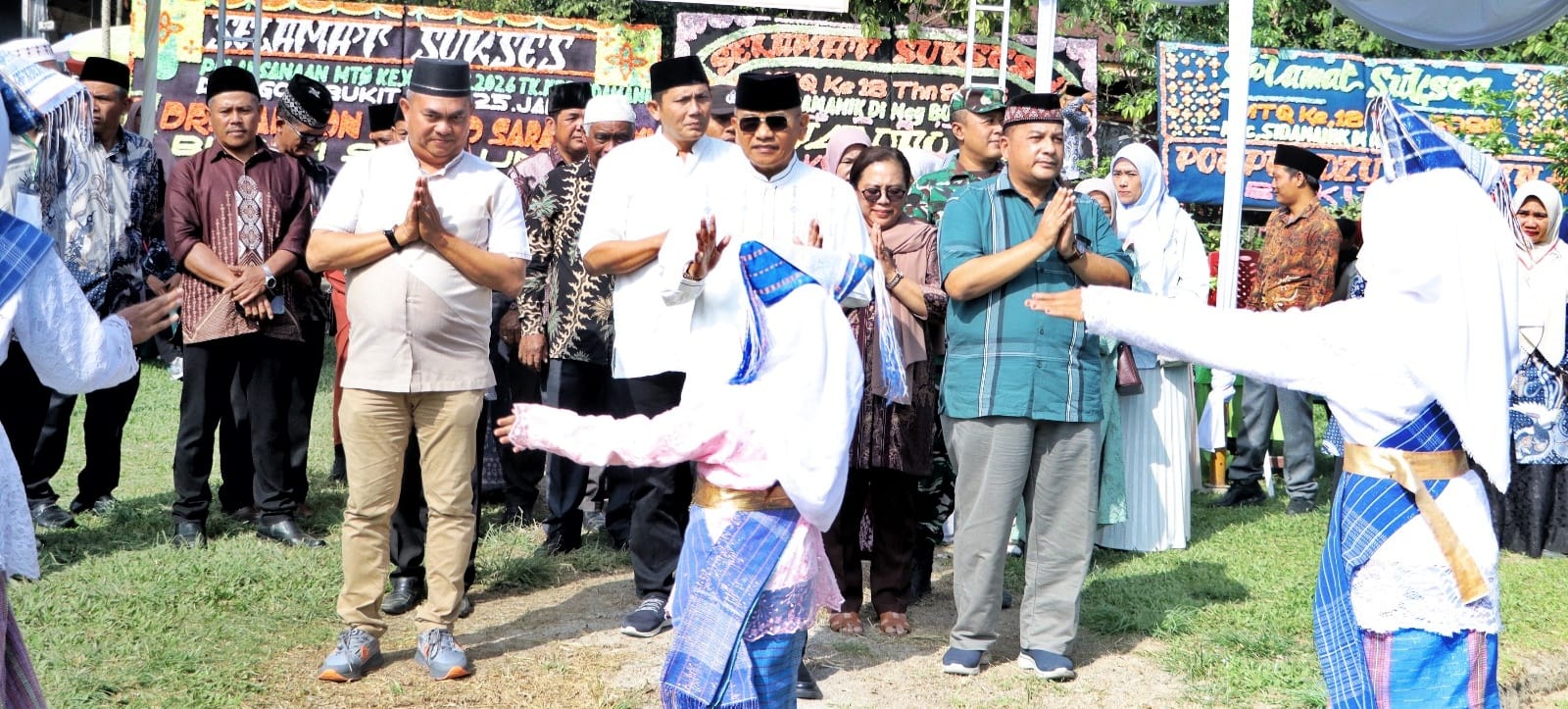 Buka MTQN Ke-18 Tingkat Kecamatan Sidamanik Tahun 2026, Bupati Simalungun: Berbahagialah Orang Tua Yang Anaknya Hafiz Qur’an