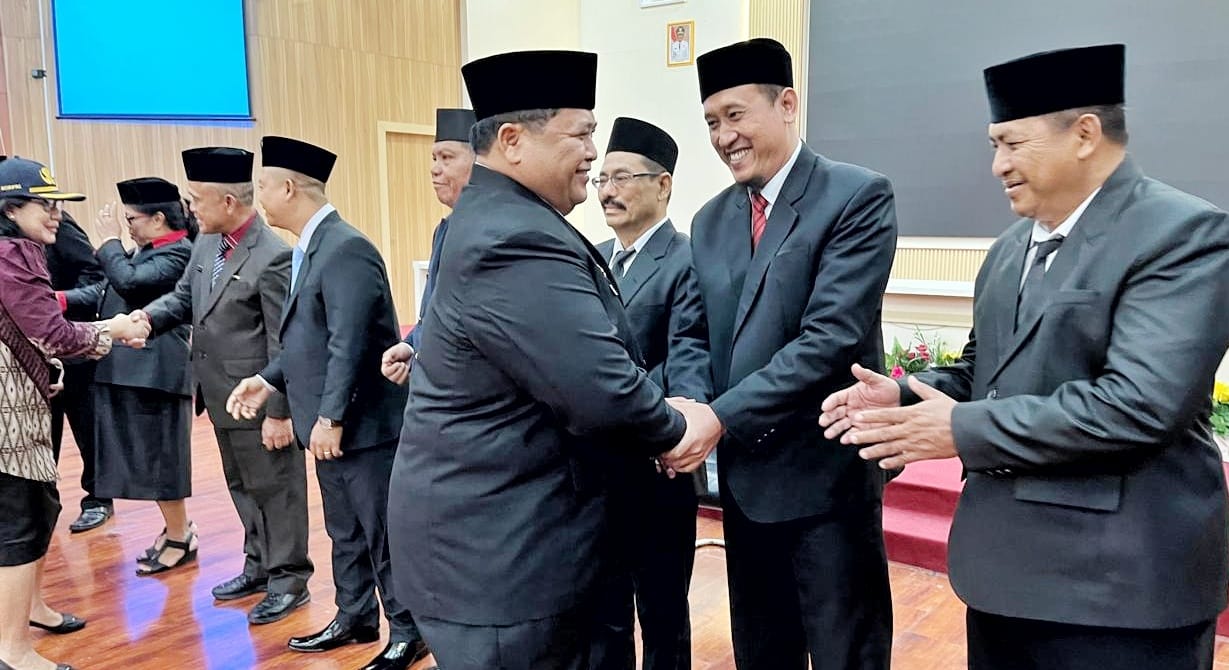 Pemkab Simalungun Lantik Dewan Pendidikan Kabupaten: Langkah Peningkatan Sumber Daya Manusia di Daerah