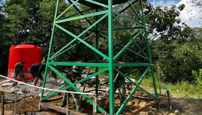 Satgas TMMD Gerak Cepat Pasang Pipa Tandon Sumur Bor, Air Bersih Segera Dinikmati Warga Nagori Limag